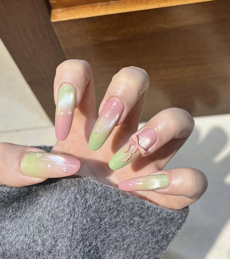 màu xanh bơ nail