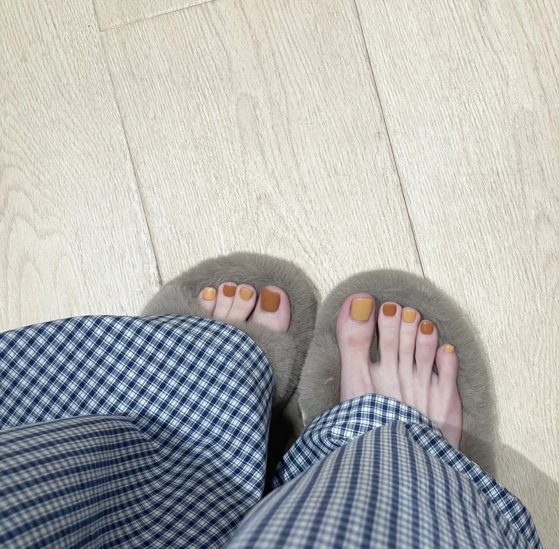 nail chân màu nâu sữa