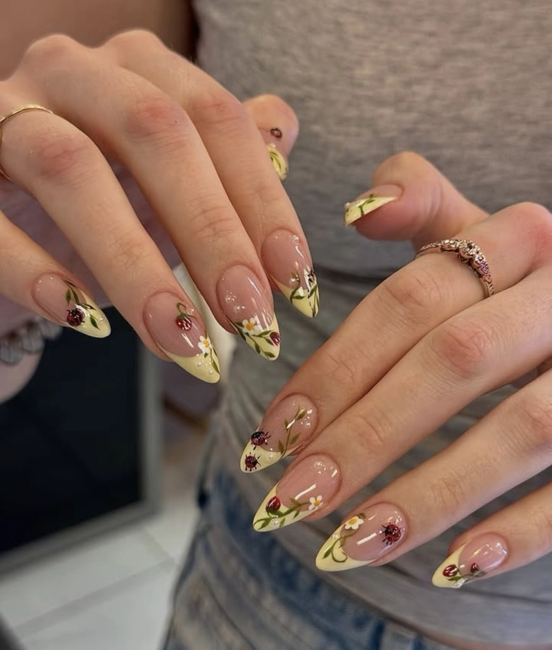 nail french đầu móng