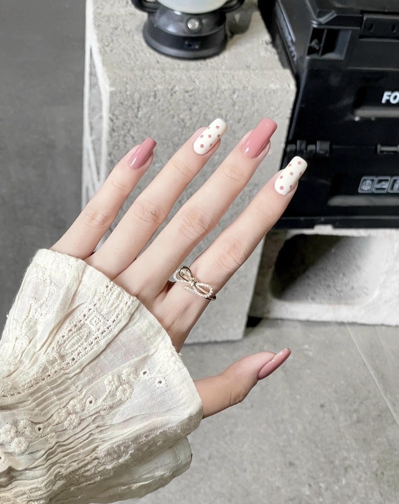 nail hồng pastel