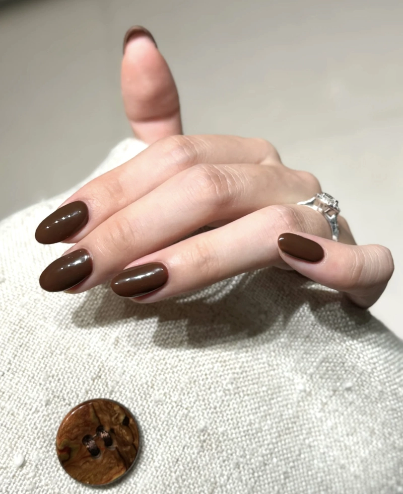 nail màu nâu socola đẹp