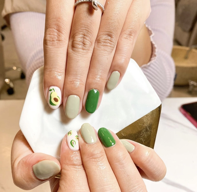 nail màu xanh bơ