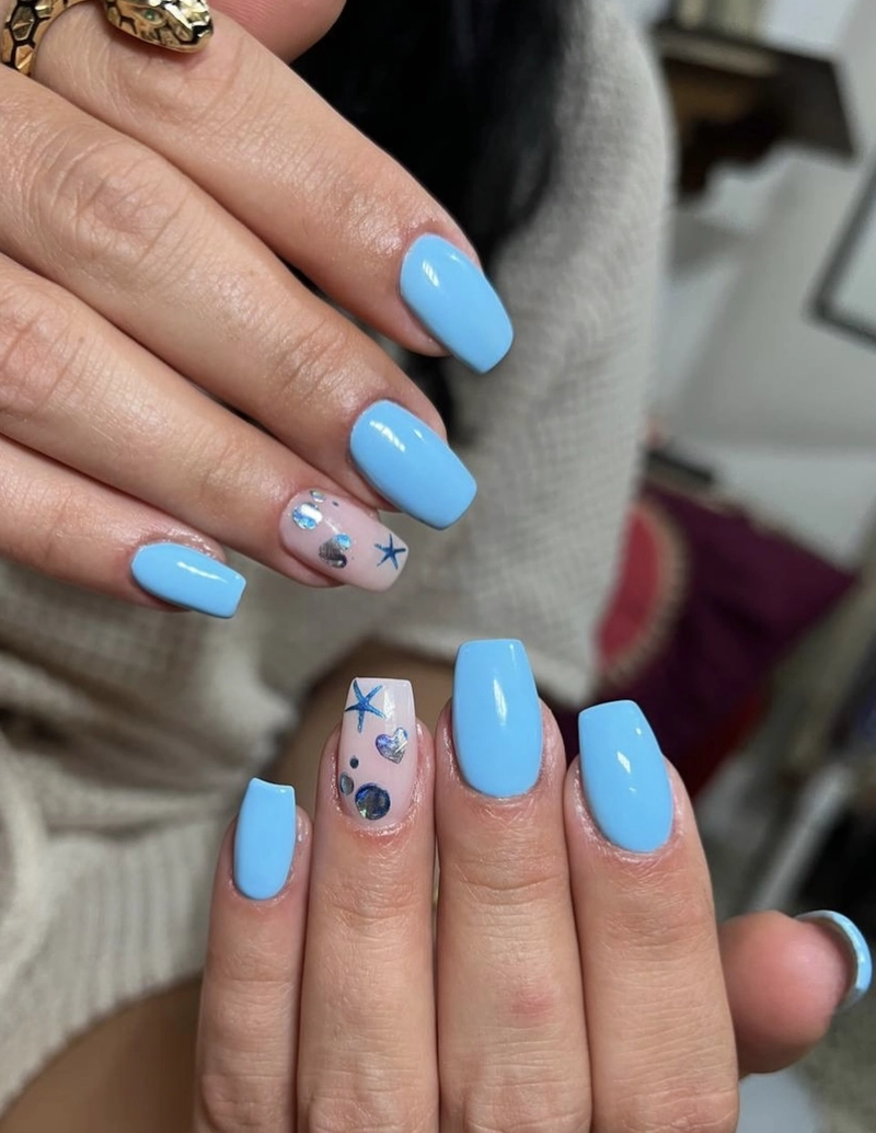 nail màu xanh dương đẹp