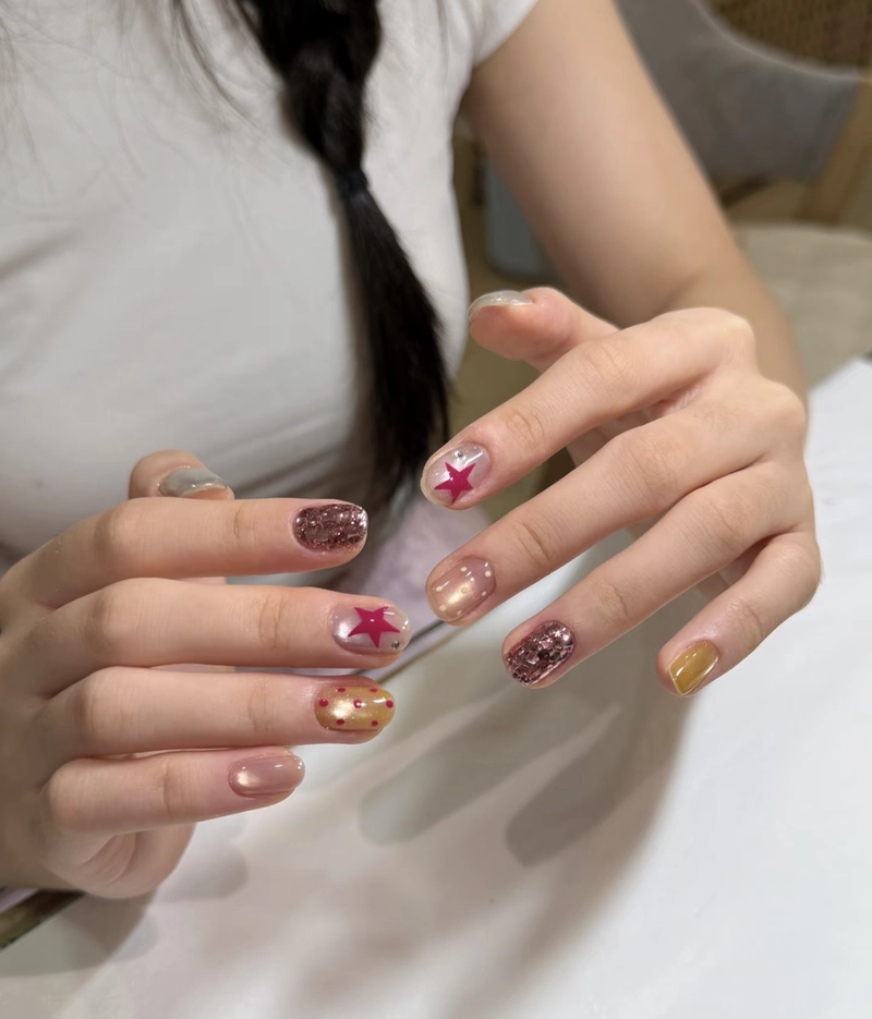 nail móng ngắn đơn giản cho học sinh