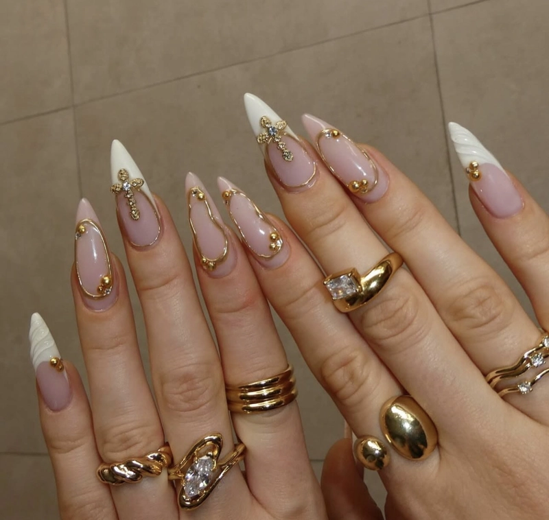nail móng nhọn sang chảnh