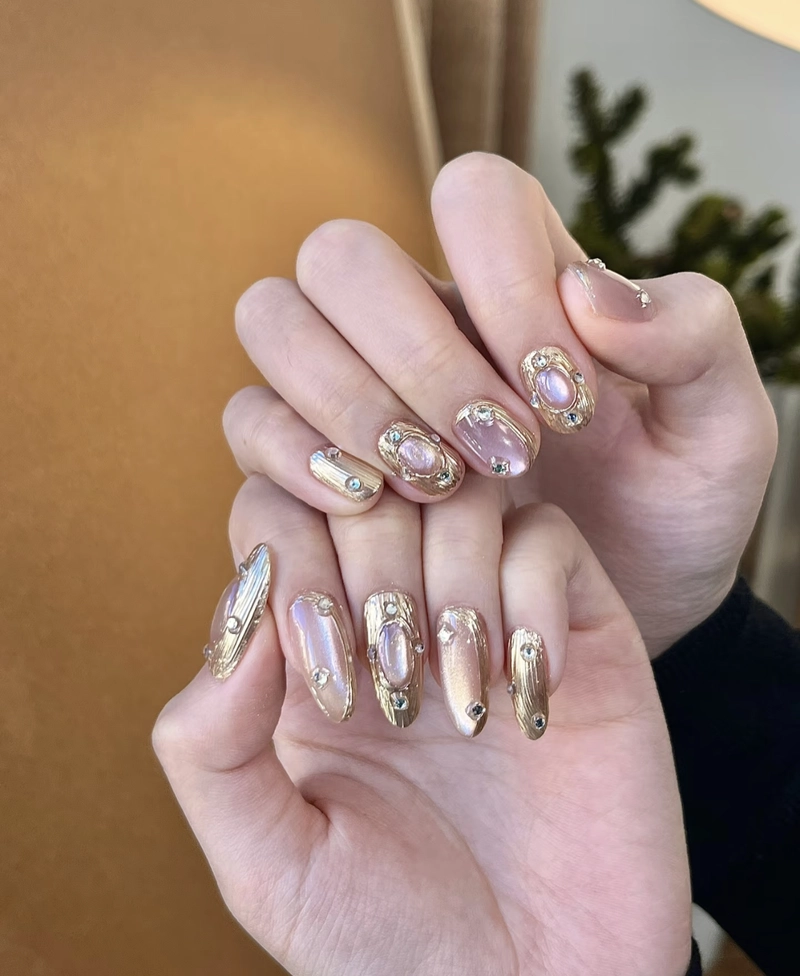 nail móng tay đính đá cho móng ngắn