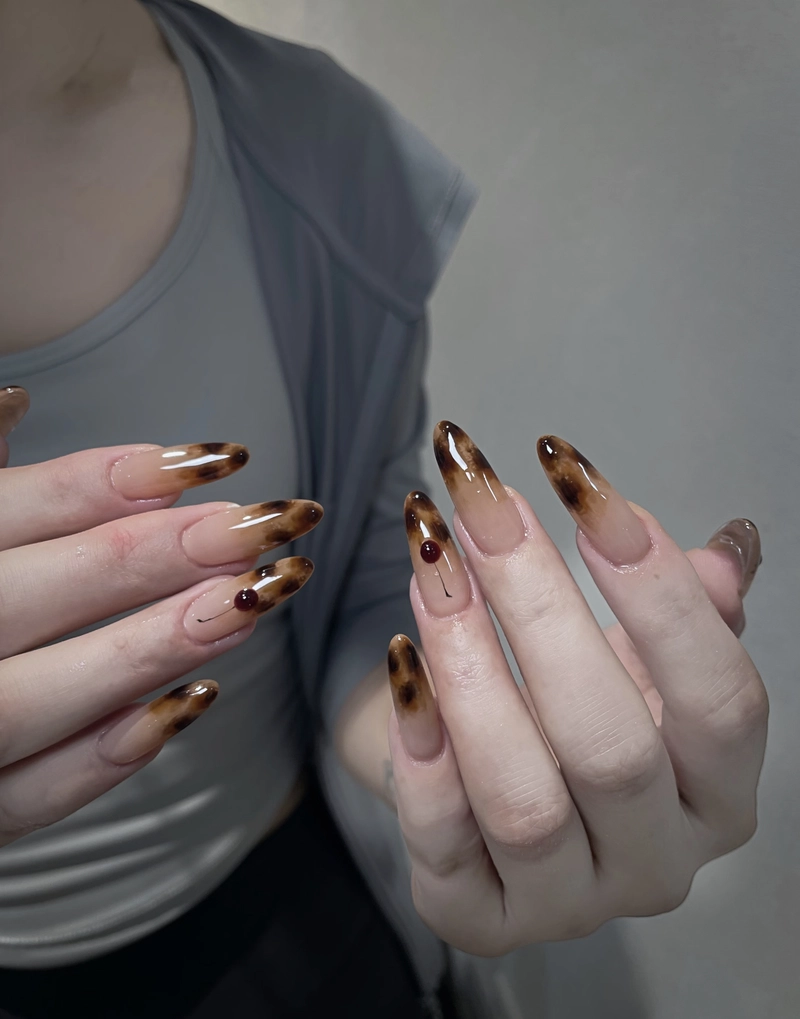 nail nâu tây đẹp