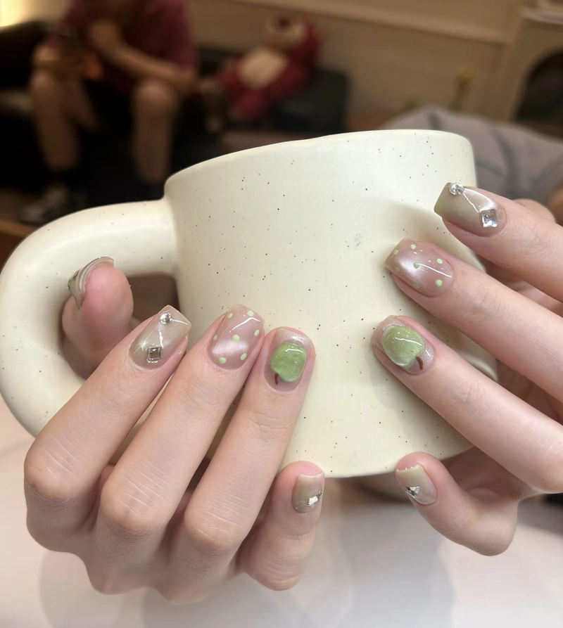 nail sơn thạch đơn giản cho học sinh