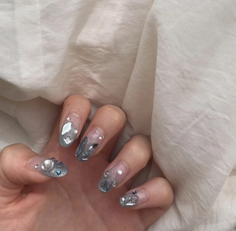 nail xanh dương thạch