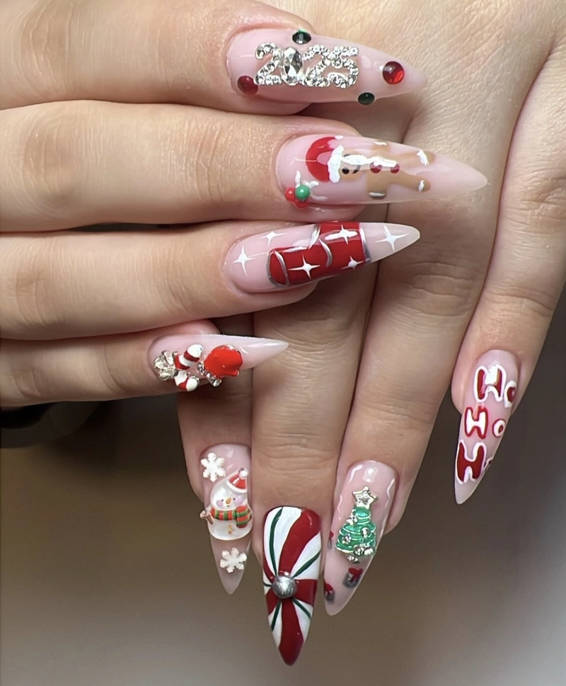 nails noel