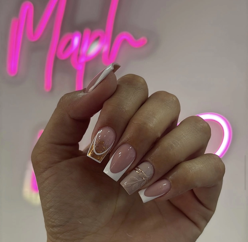 những mẫu nail dành cho da ngăm màu hồng