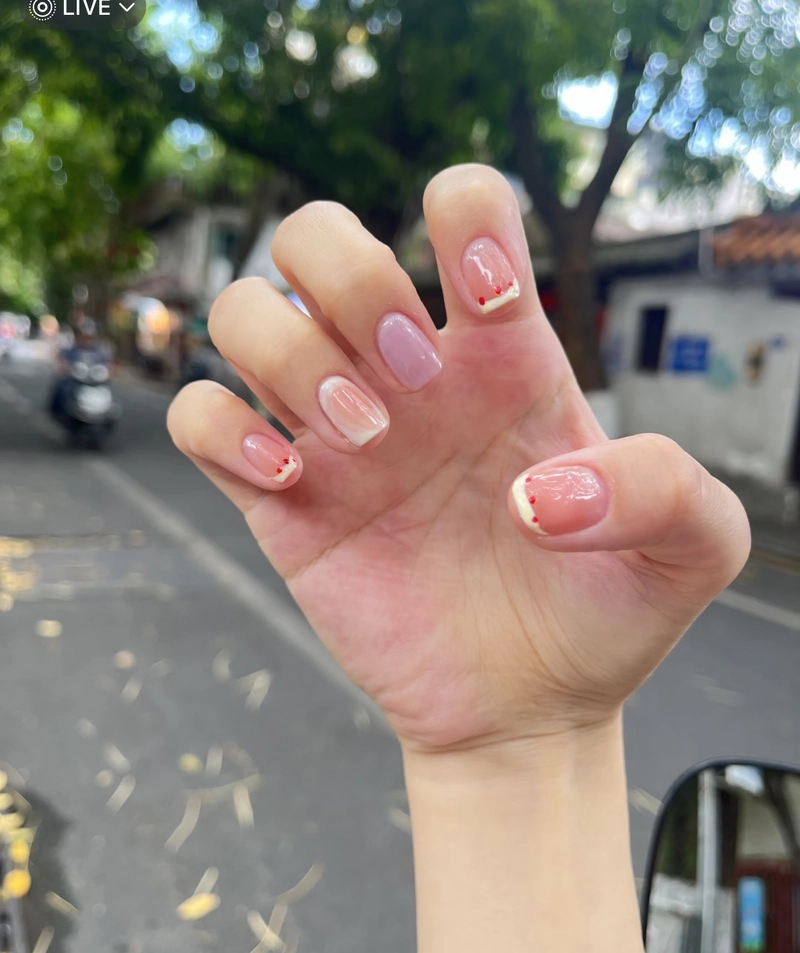 những mẫu nail ngắn xinh