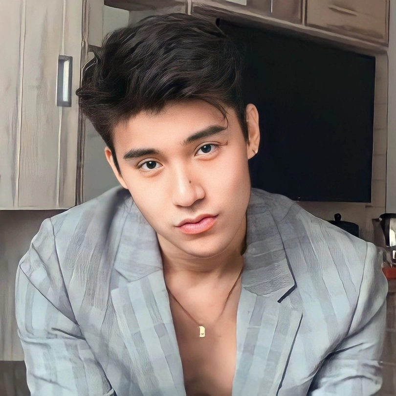 side part 8 2 vuốt ngược