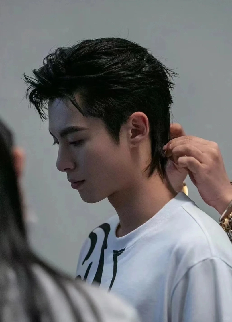 side part mullet dài