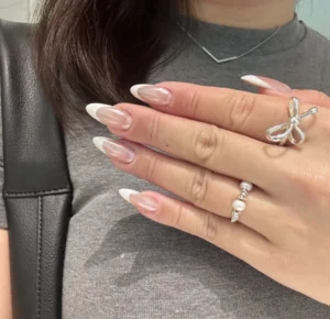 sơn đầu móng tay đẹp nhất