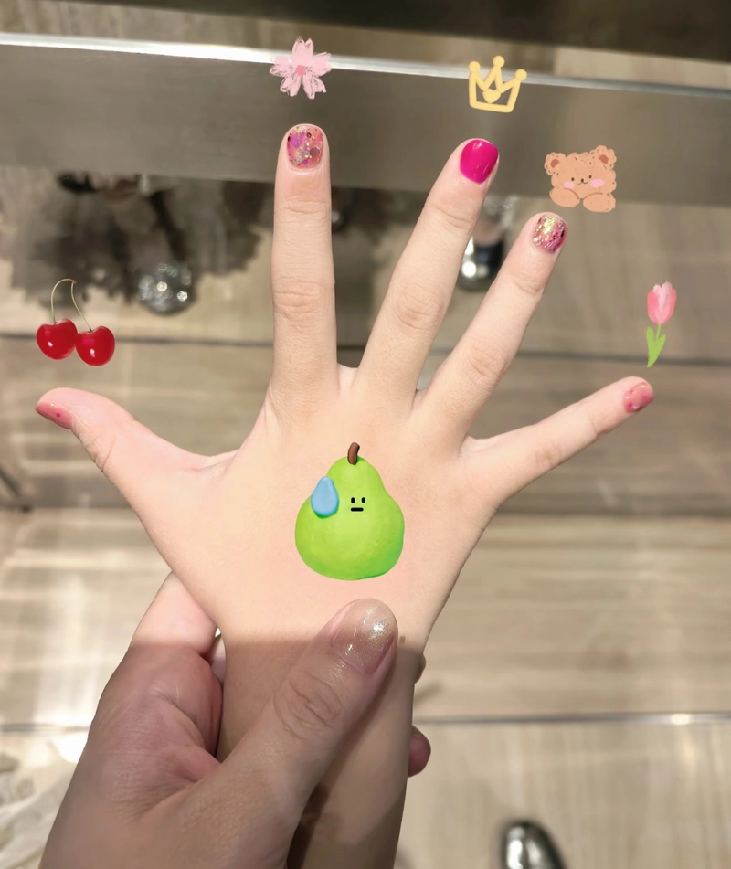sơn móng tay cho bé cute