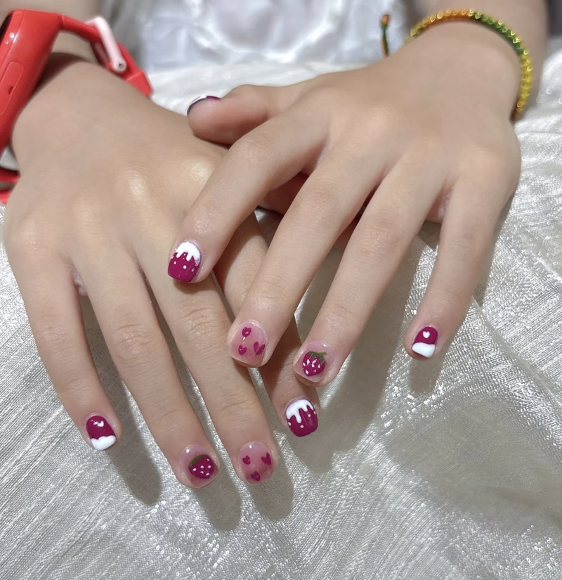 sơn móng tay cho bé gái cực xinh
