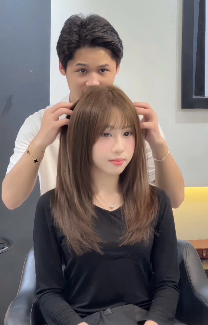 tóc butterfly cho mặt vuông nữ