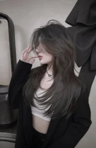 tóc layer uốn cúp tầng