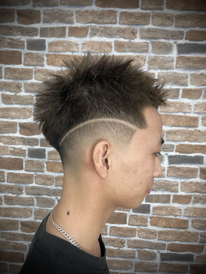 tóc mohican vuốt rối