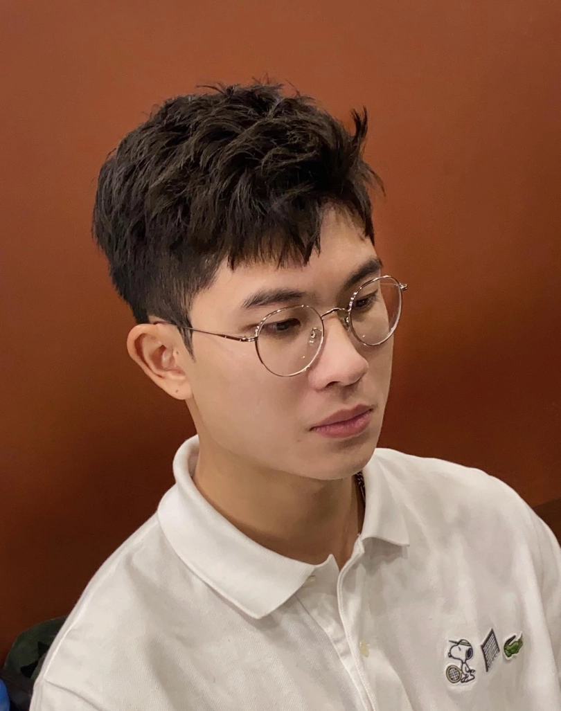 tóc side part ngắn vuốt rủ