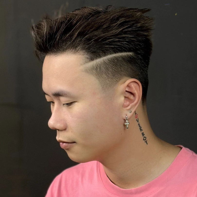 tóc side part vuốt dựng