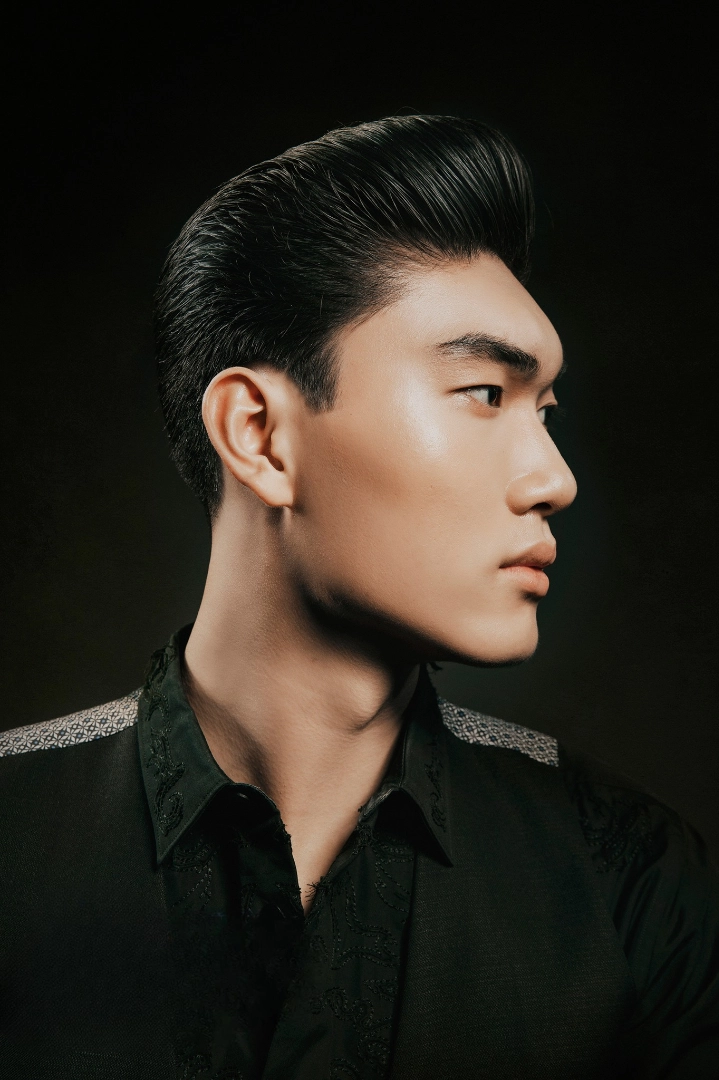 tóc slick back hiện đại nam
