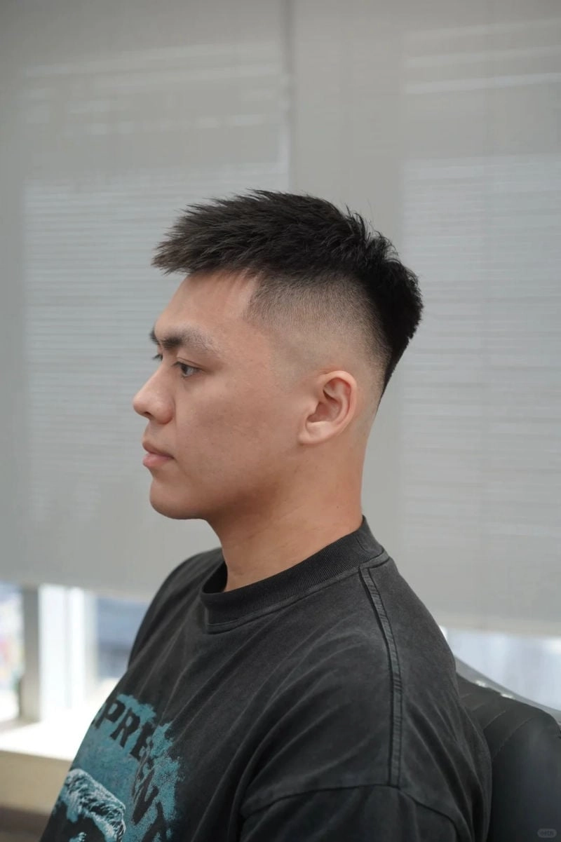 tóc spiky ngắn