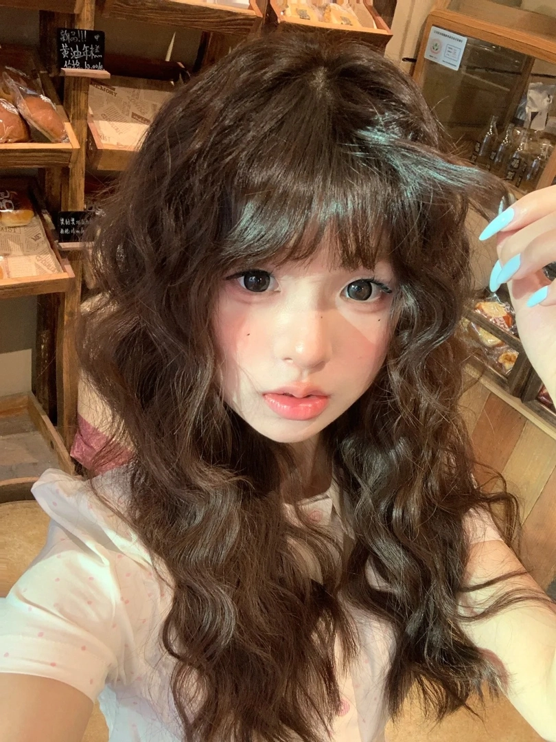 tóc uốn hippie dài