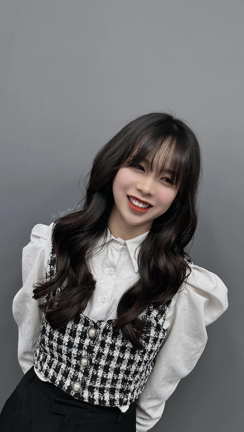 tóc xoăn sóng lơi Hàn Quốc