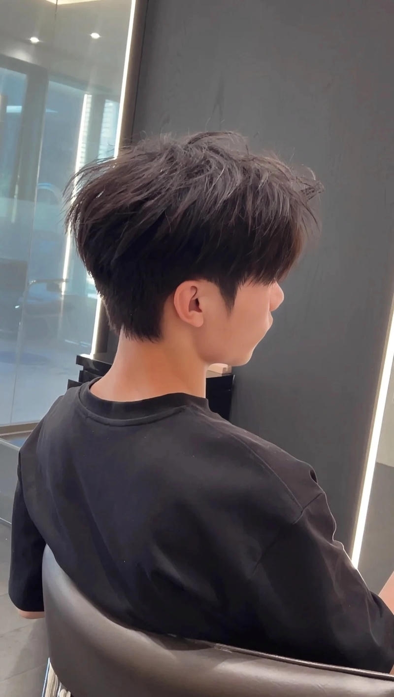 uốn tóc two block