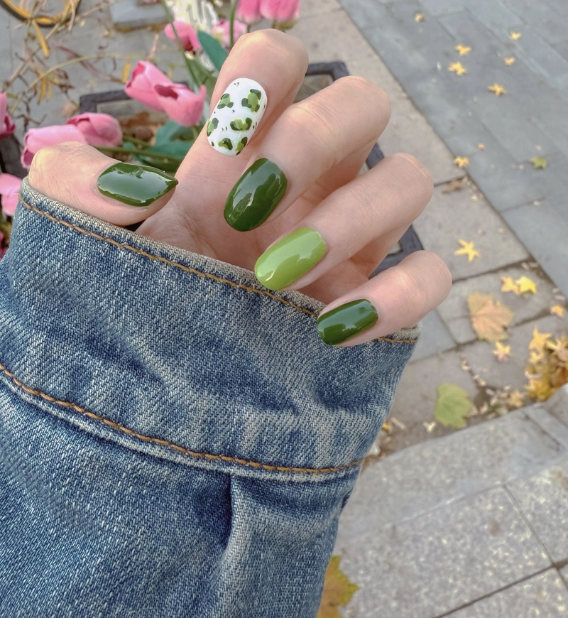 xanh bơ nail