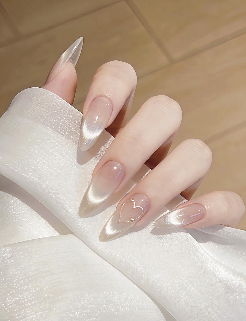 Nail mắt mèo lấp lánh nhẹ nhàng