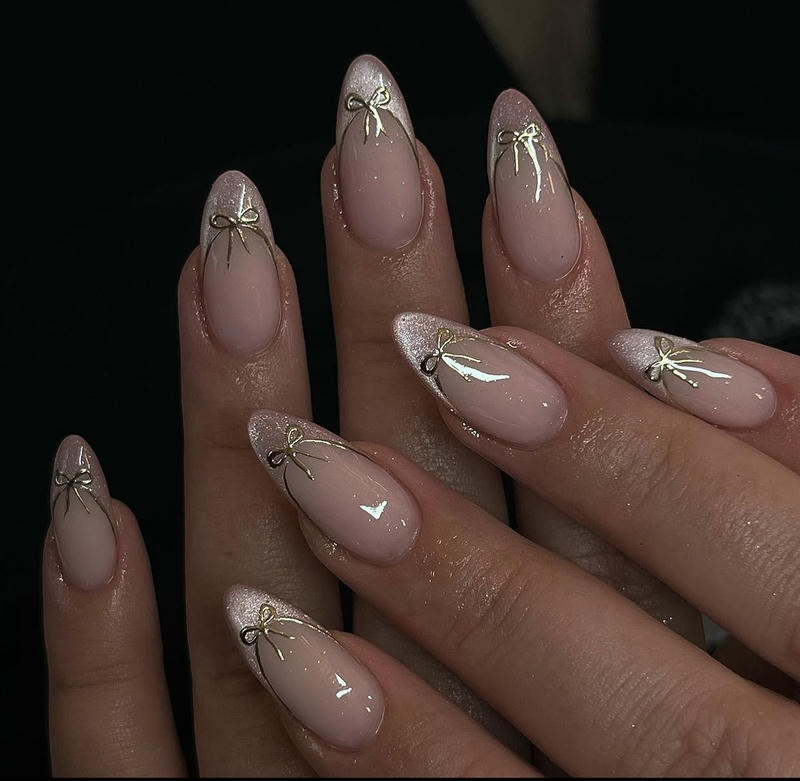 Nail mắt mèo lấp lánh sang chảnh