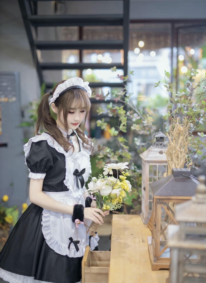 cô gái xinh cosplay anime
