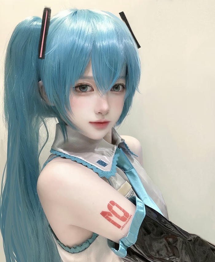 gái xinh hóa thân anime