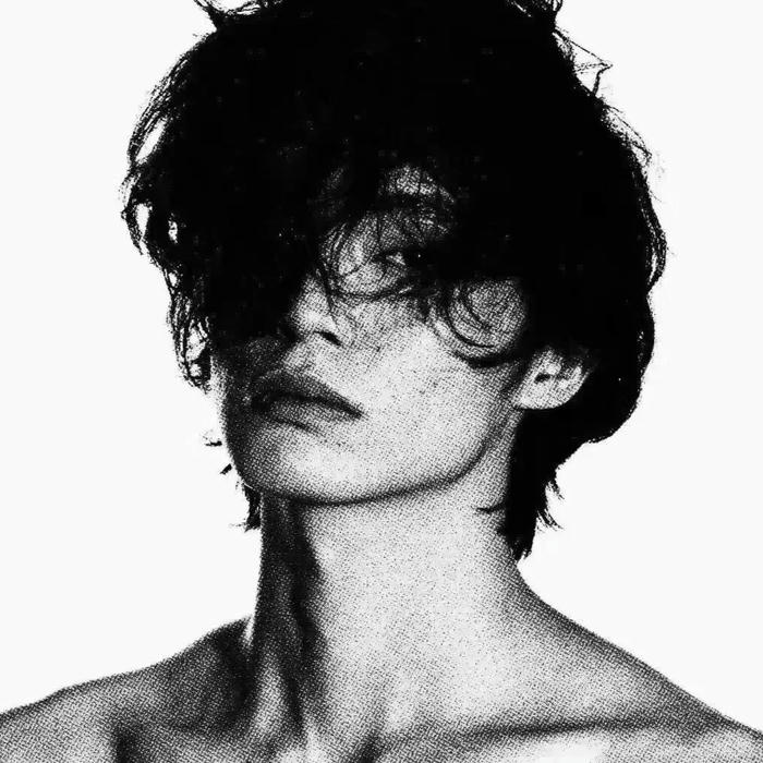 ảnh avatar đen trắng phong cách sâu