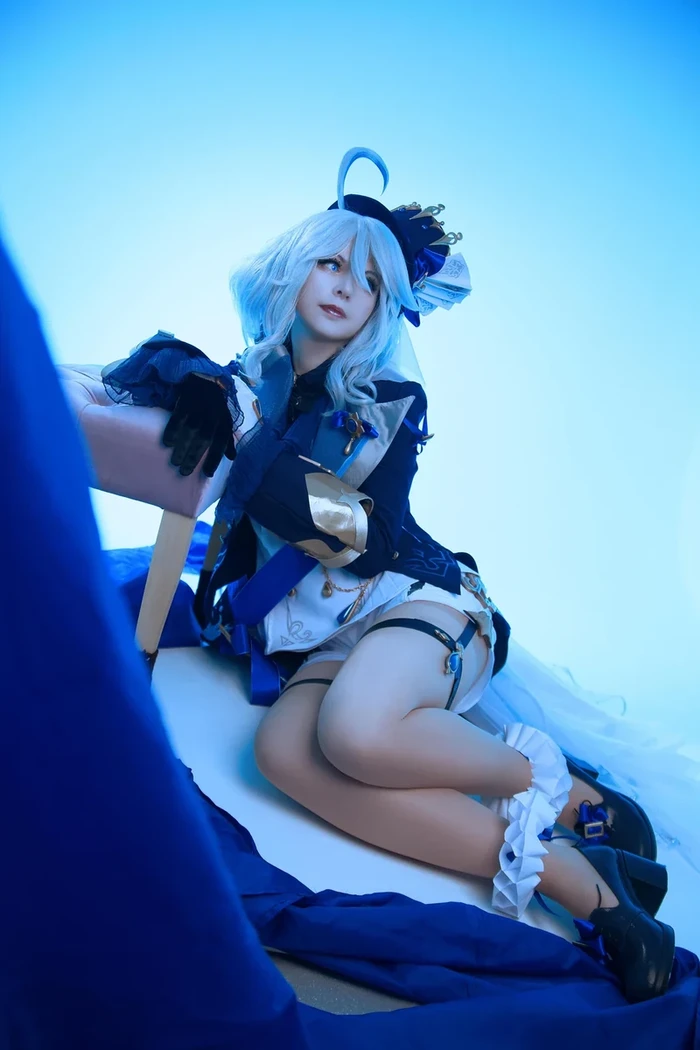 Ảnh Furina cosplay cuốn hút lộng lẫy