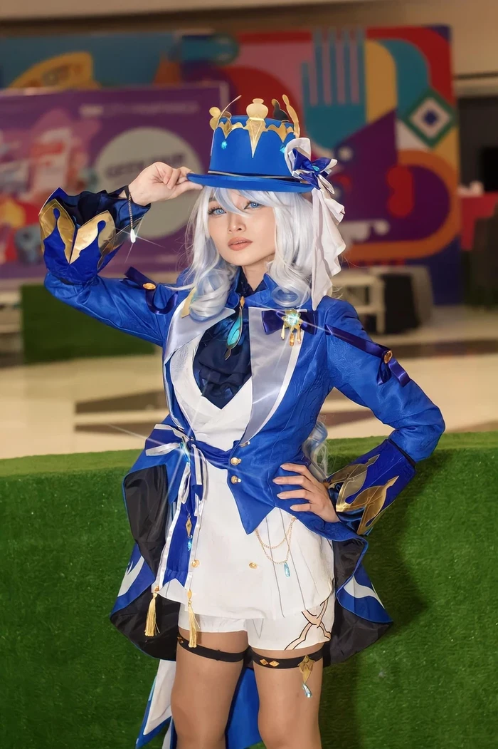 Ảnh Furina cosplay kiêu sa nổi bật