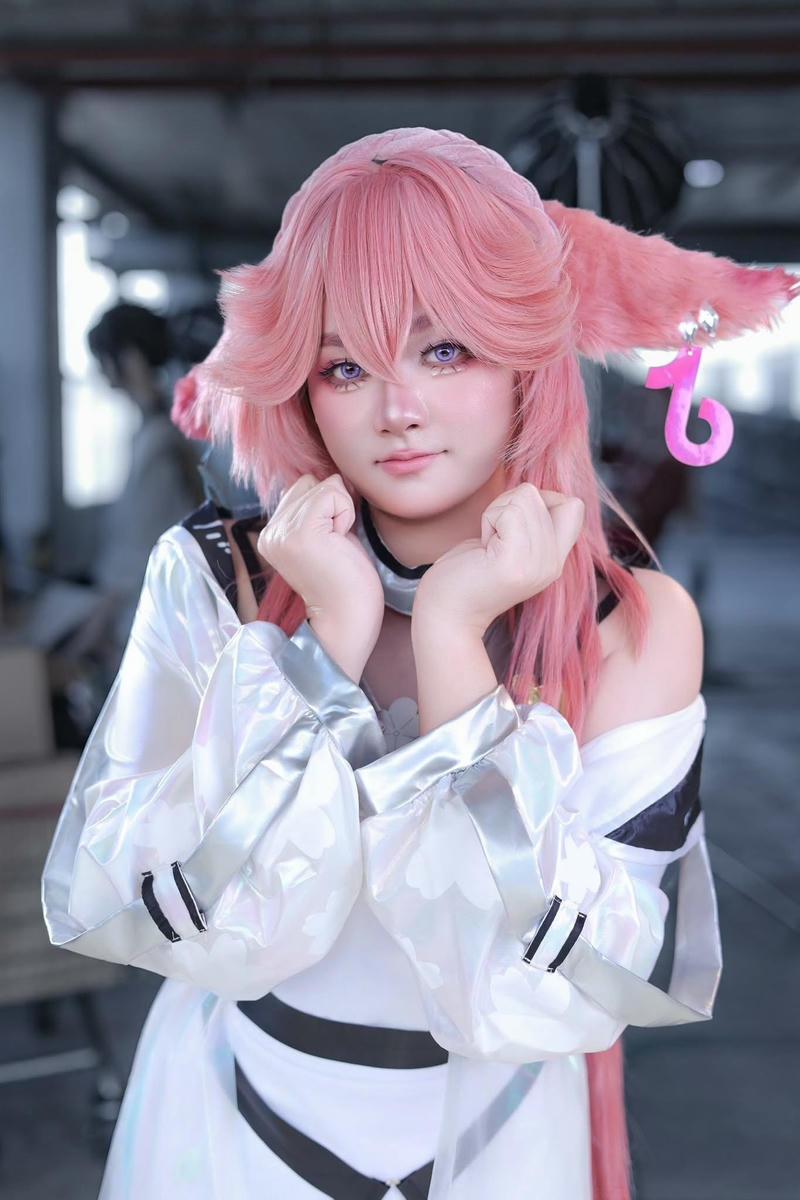 Gallery - 99+ Ảnh Yae Miko Cosplay hồ ly ranh ma táo bạo, quyến rũ - image 1