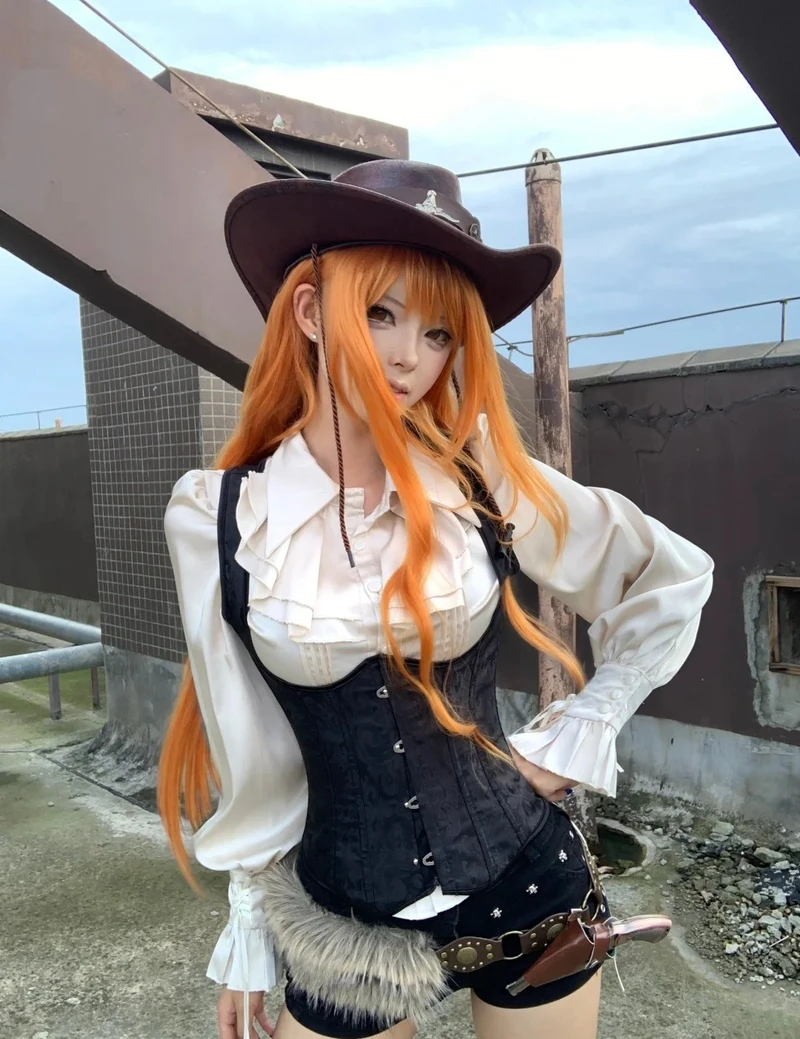 Ảnh gái xinh Cosplay Nami theo phong cách anime