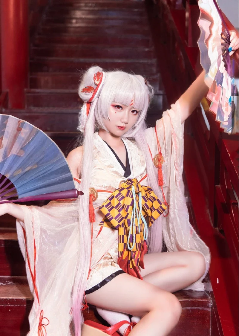 Ảnh gái xinh cosplay quyến rũ dịu dàng