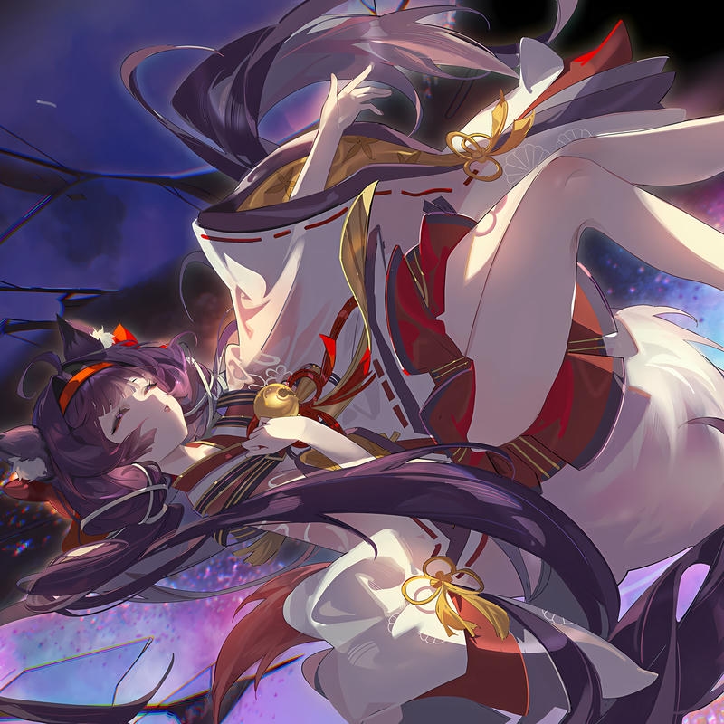 Ảnh hồ ly anime tóc đen trang phục đỏ đen bí ẩn