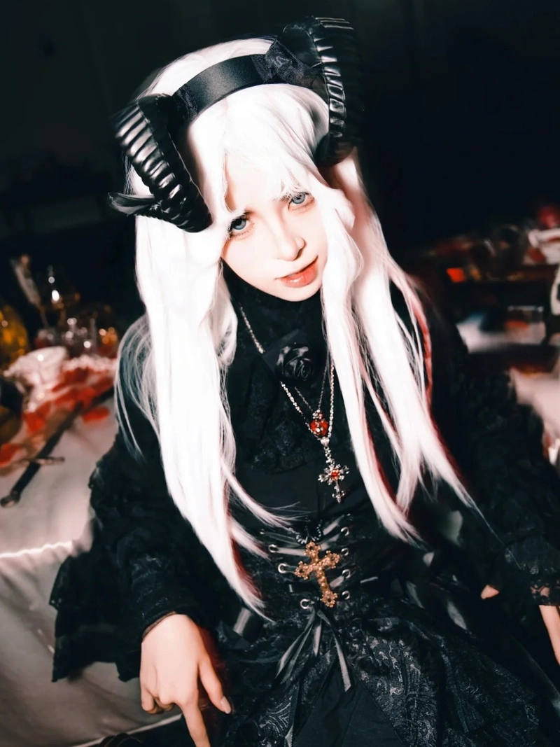 Cosplay Ma Nữ mang phong thái liêu trai đầy vẻ huyền bí