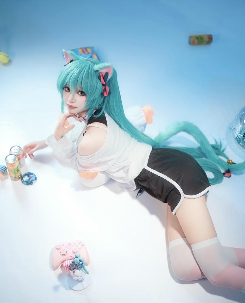 Cosplay mèo cute ảnh dễ thương cực chill