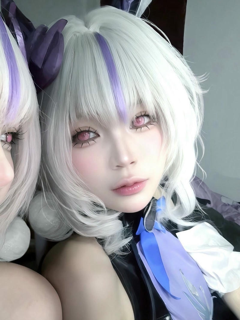 Cosplayer game airi bích hải thánh nữ xanh mát mắt