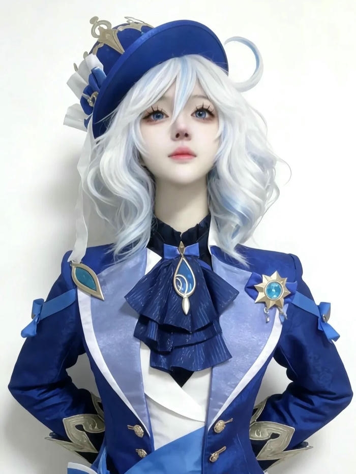Furina de Fontaine cosplay ảnh chân dung nghiêm túc sắc sảo