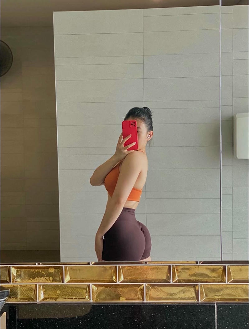 Gái xinh phòng tập body cực phẩm