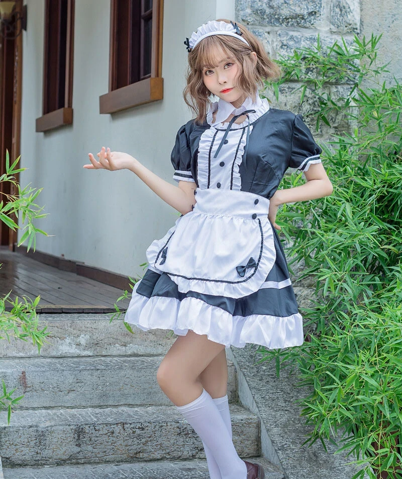 Hình hầu gái cosplay dễ thương quyến rũ
