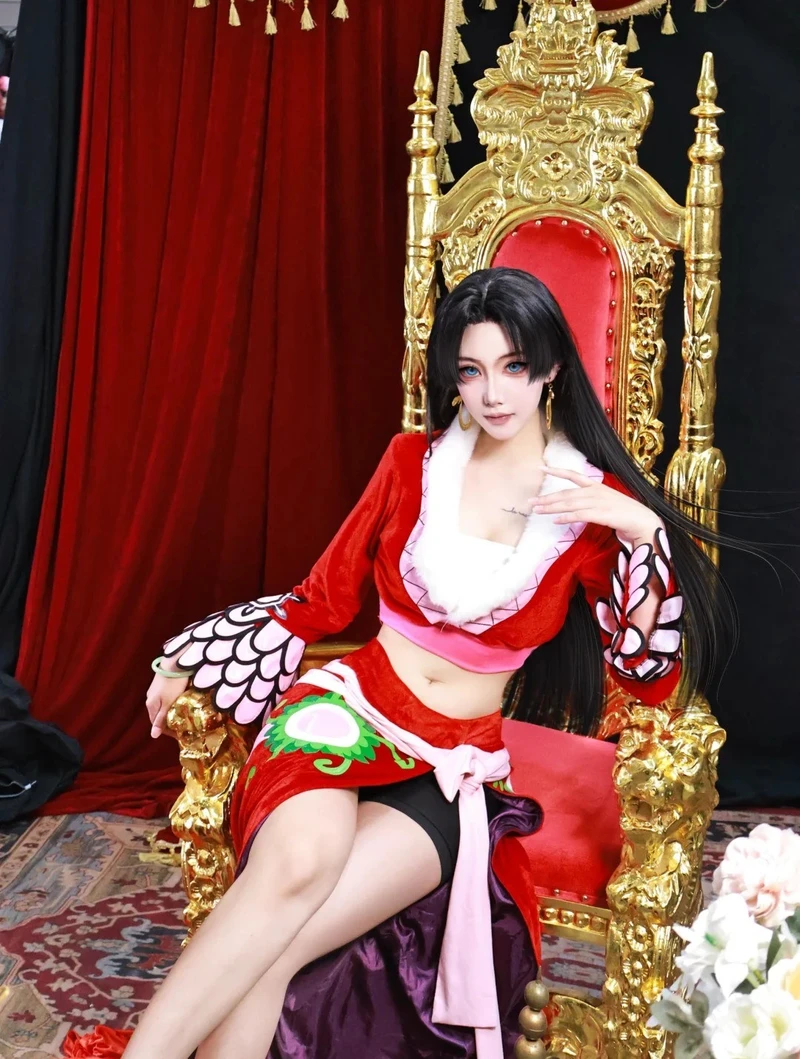 Hình nền Ảnh Boa Hancock Cosplay đẹp cho người hâm mộ anime